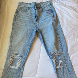 Light Blue American Eagle jean